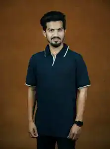 𝗖𝗹𝗮𝘀𝘀𝗶𝗰 𝗩-𝗡𝗲𝗰𝗸 𝗦𝗽𝗹𝗶𝘁 𝗣𝗼𝗹𝗼 𝗦𝗵𝗶𝗿𝘁